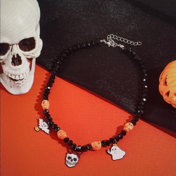 Charming Halloween Necklace with Black and Orange Beads - Picture 1 of 2